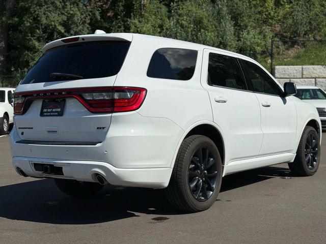 Photo of 2018 White Dodge Durango