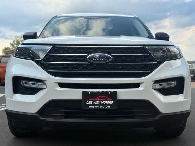 Photo of 2020 White Ford Explorer