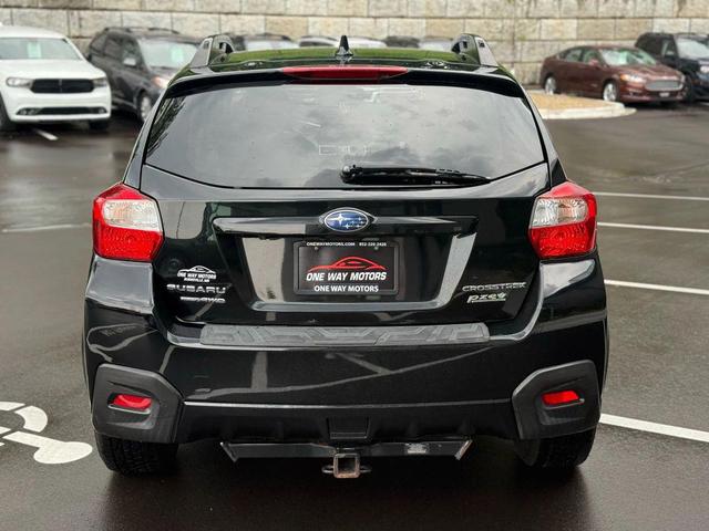 Photo of 2016 Black Subaru Crosstrek