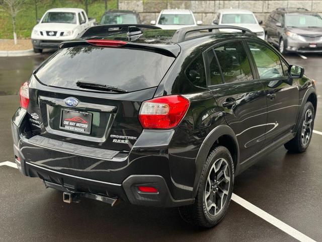 Photo of 2016 Black Subaru Crosstrek