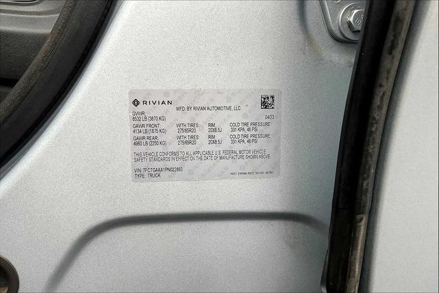 Photo of 2023 GREY Rivian R1T