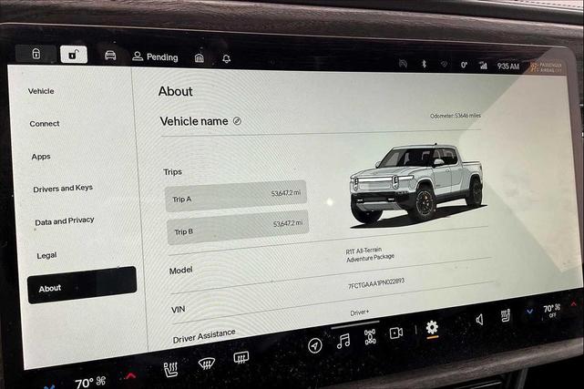 Photo of 2023 GREY Rivian R1T