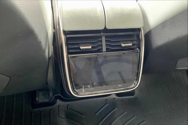 Photo of 2023 GREY Rivian R1T