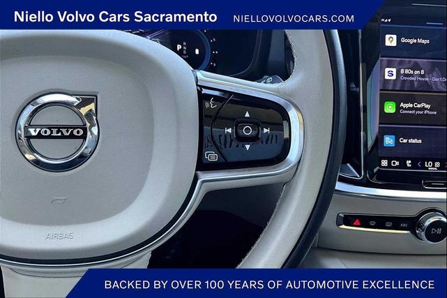 Photo of 2023 Denim Blue Metallic Volvo V60 Cross Country
