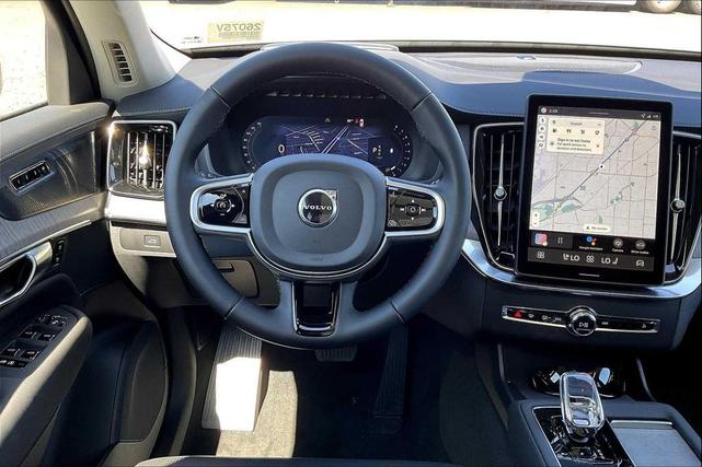 Photo of 2026 Vapour Grey Metallic Volvo XC90