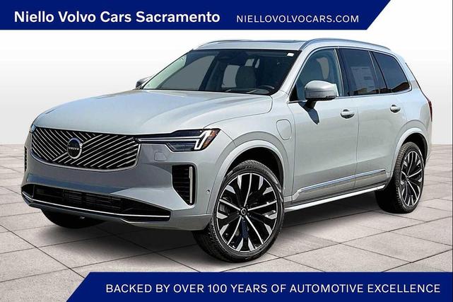 Photo of 2026 VAPOUR GREY Volvo XC90 Plug-In Hybrid