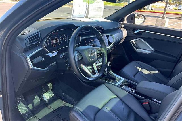 Photo of 2022 NANO GREY Audi Q3