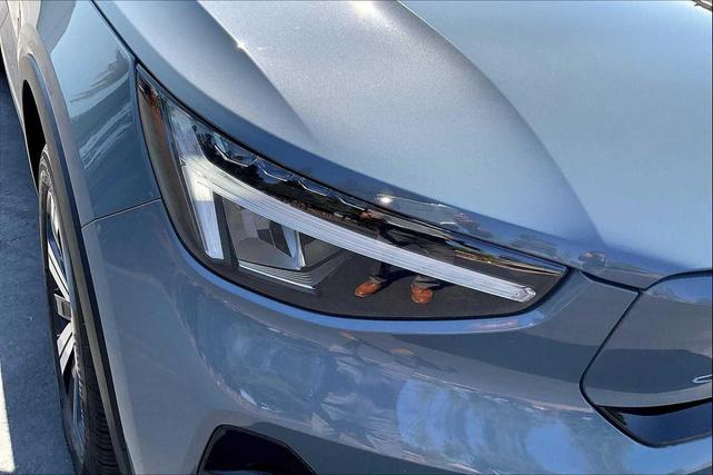 Photo of 2023 Silver Dawn Metallic Volvo XC40 Recharge Pure Electric