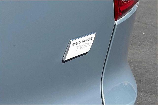 Photo of 2023 Silver Dawn Metallic Volvo XC40 Recharge Pure Electric