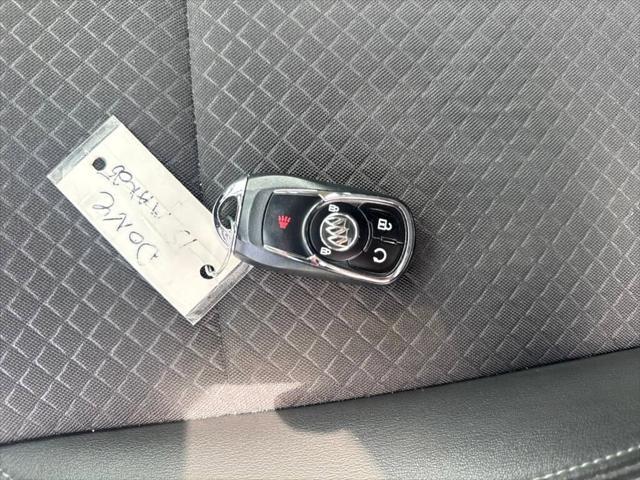 Photo of 2022 Summit White Buick Encore