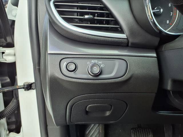 Photo of 2022 Summit White Buick Encore