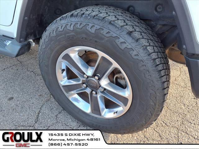 Photo of 2020 Bright White Clearcoat Jeep Wrangler Unlimited
