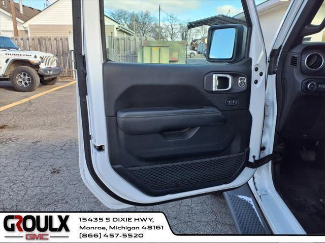 Photo of 2020 Bright White Clearcoat Jeep Wrangler Unlimited