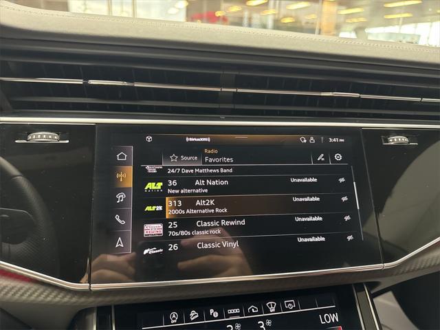 Photo of 2024 Daytona Gray Pearl Audi SQ8