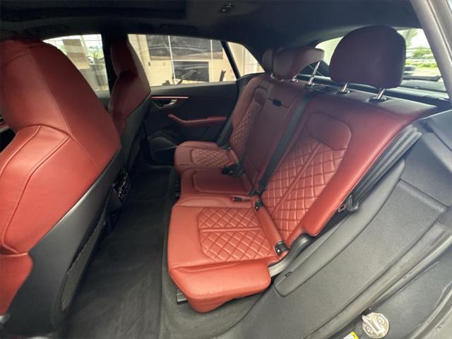 Photo of 2024 Daytona Gray Pearl Audi SQ8