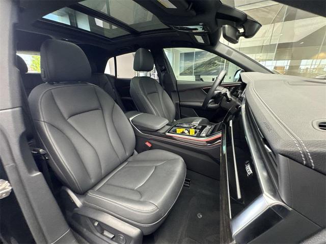 Photo of 2025 Mythos Black Metallic Audi Q8