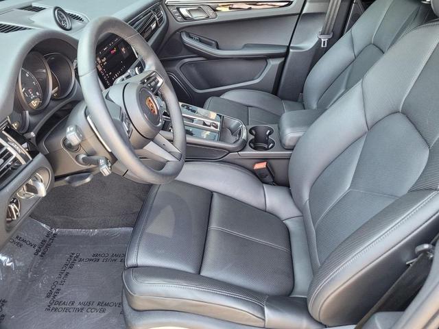 Photo of 2025 Black Porsche Macan