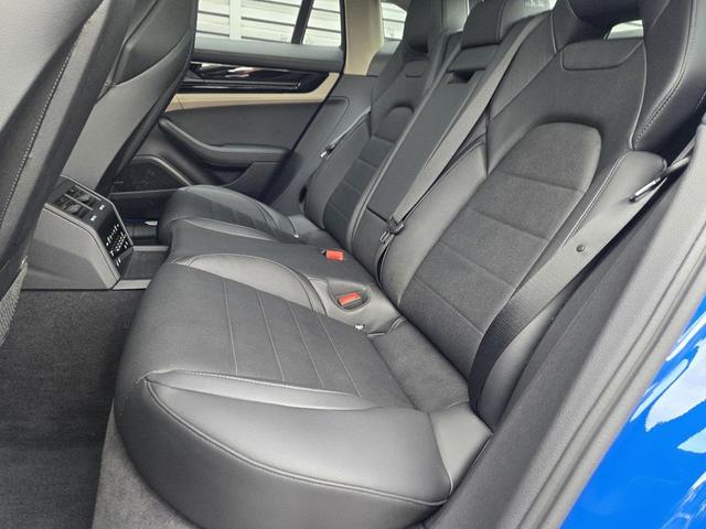 Photo of 2024 Blue Porsche Panamera