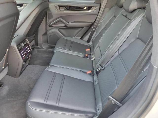 Photo of 2025 Chalk Porsche Cayenne