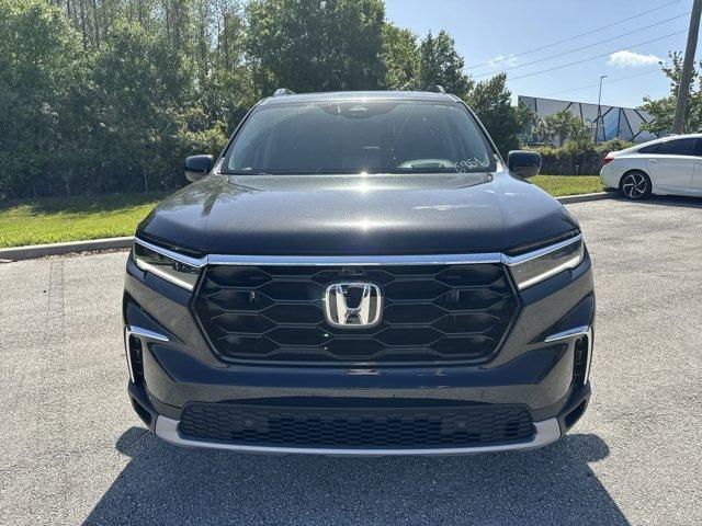 Photo of 2025 Crystal Black Pearl Honda Pilot
