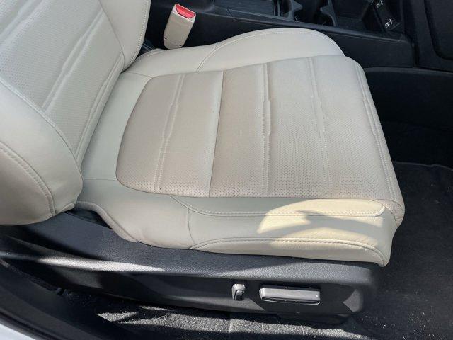 Photo of 2021 Lunar Silver Metallic Honda CR-V
