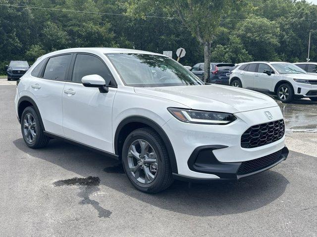 Photo of 2026 Platinum White Pearl Honda HR-V