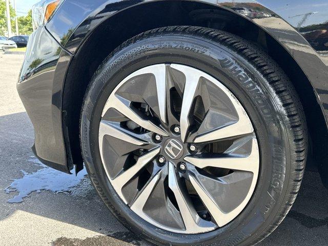 Photo of 2019 Crystal Black Pearl Honda Accord Hybrid