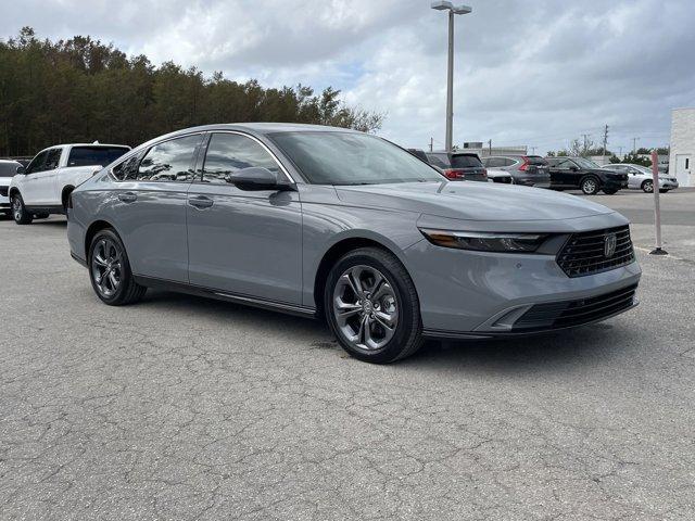 Photo of 2025 Urban Gray Pearl Honda Accord Hybrid