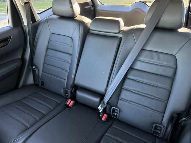 Photo of 2025 Still Night Pearl Honda CR-V