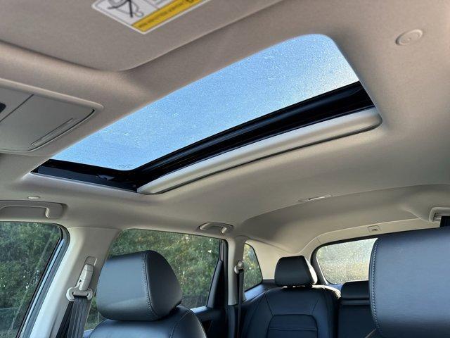 Photo of 2025 Still Night Pearl Honda CR-V