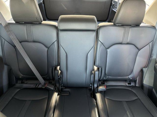 Photo of 2025 Radiant Red Metallic II Honda Pilot