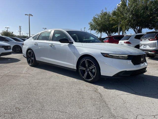Photo of 2025 Platinum White Pearl Honda Accord Hybrid