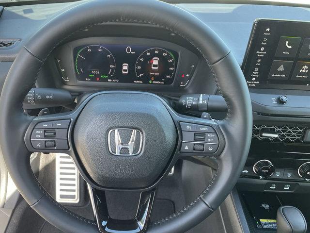 Photo of 2025 Platinum White Pearl Honda Accord Hybrid