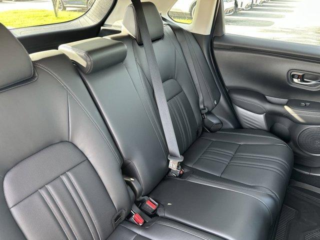 Photo of 2026 Urban Gray Pearl Honda HR-V