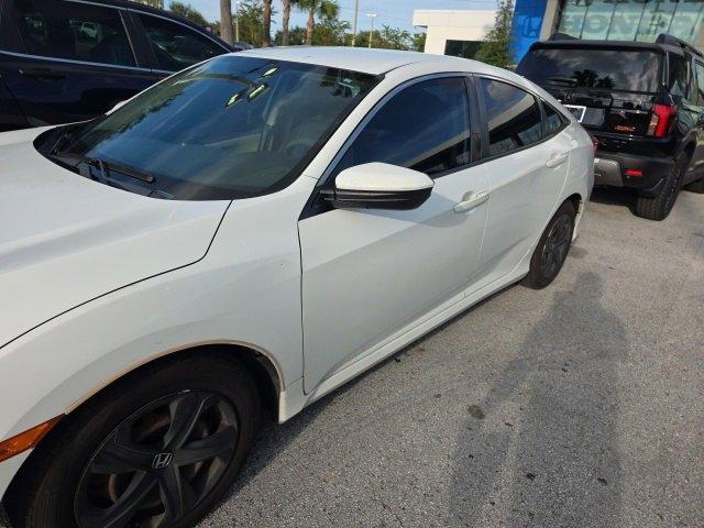 Photo of 2017 Taffeta White Honda Civic