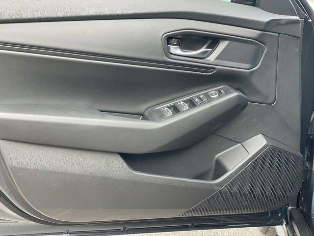 Photo of 2025 Platinum White Pearl Honda Accord