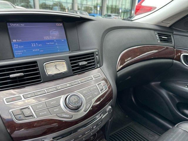 Photo of 2011 Platinum Graphite INFINITI M37