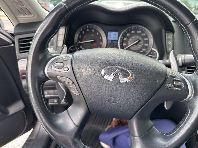 Photo of 2011 Platinum Graphite INFINITI M37