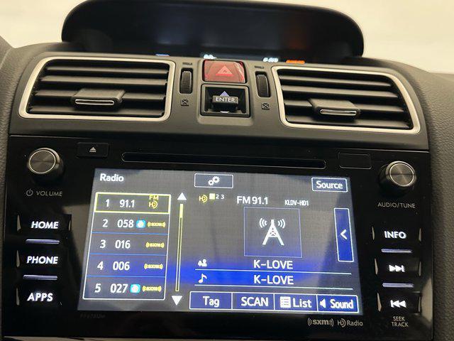 Photo of 2017 Ice Silver Metallic Subaru Forester
