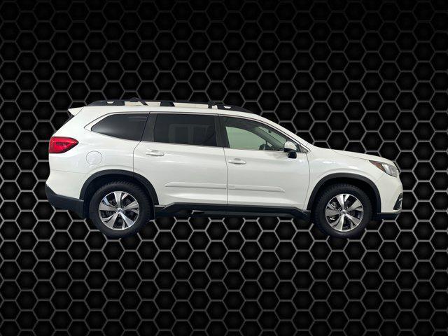 Photo of 2019 Crystal White Pearl Subaru Ascent