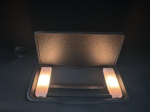 Photo of 2021 Platinum White Pearl Honda Passport