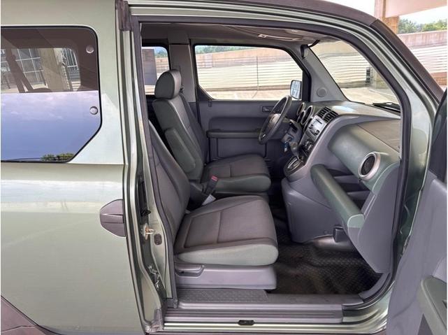 Photo of 2003 Galapagos Green Metallic Honda Element