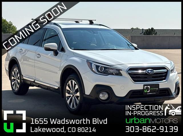 Photo of 2018 Crystal White Pearl Subaru Outback