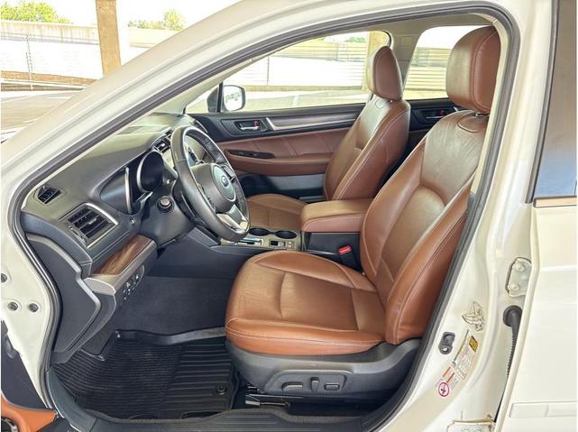 Photo of 2018 Crystal White Pearl Subaru Outback