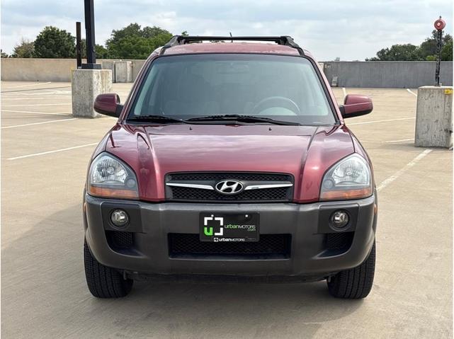 Photo of 2009 Mesa Red Pearl Hyundai TUCSON