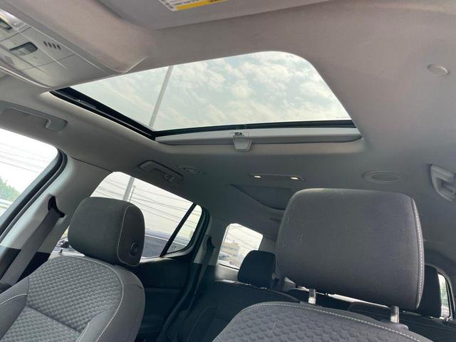 Photo of 2018 Iridium Metallic GMC Acadia