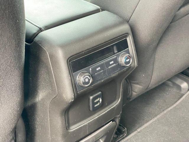 Photo of 2018 Iridium Metallic GMC Acadia