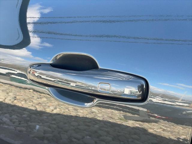 Photo of 2020 Pine Grey Metallic Volvo XC60