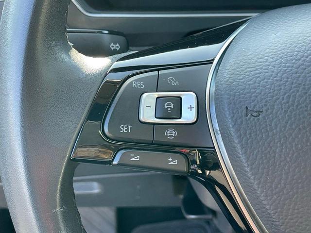 Photo of 2019 Platinum Gray Metallic Volkswagen Tiguan