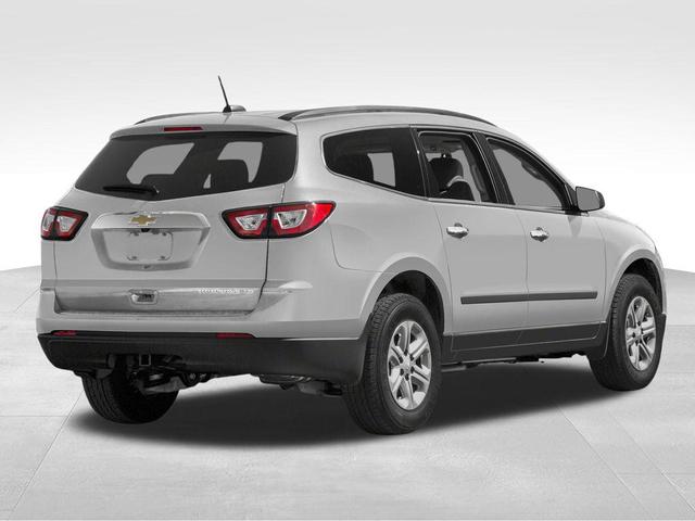Photo of 2016 Silver Ice Metallic Chevrolet Traverse